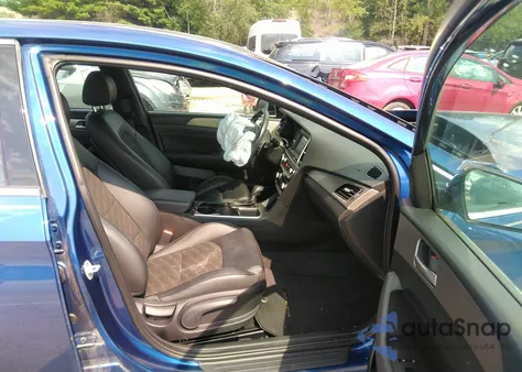 2018 Hyundai Sonata Sport z USA, uszkodzony, nr VIN 5NPE34AF9JH626884